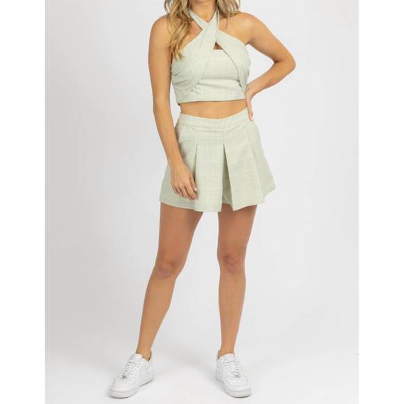 NEW LE LIS plaid halter top and shorts set in green - Picture 2 of 5